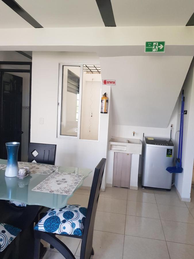 Apartamentos Williams サンタ・ロサ・デ・カバル エクステリア 写真