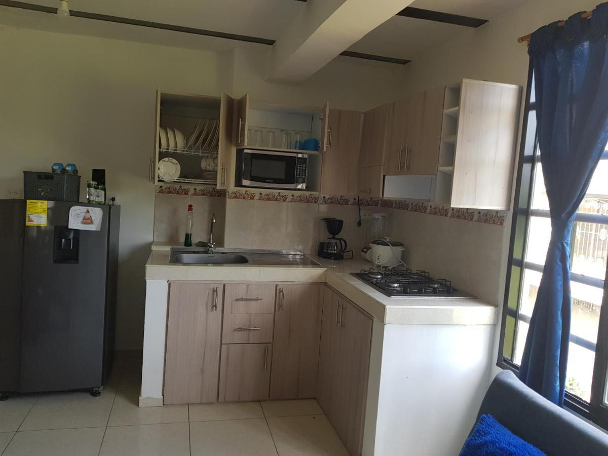 Apartamentos Williams サンタ・ロサ・デ・カバル エクステリア 写真